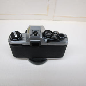 Olympus OM10 Auto Exposure 35mm FILM SLR Camera